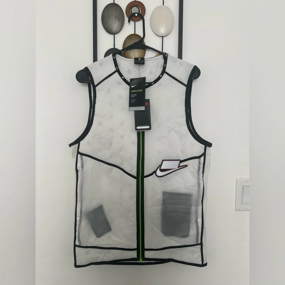 NIKE AEROLAYER White Running Vest - Picture 4 of 5